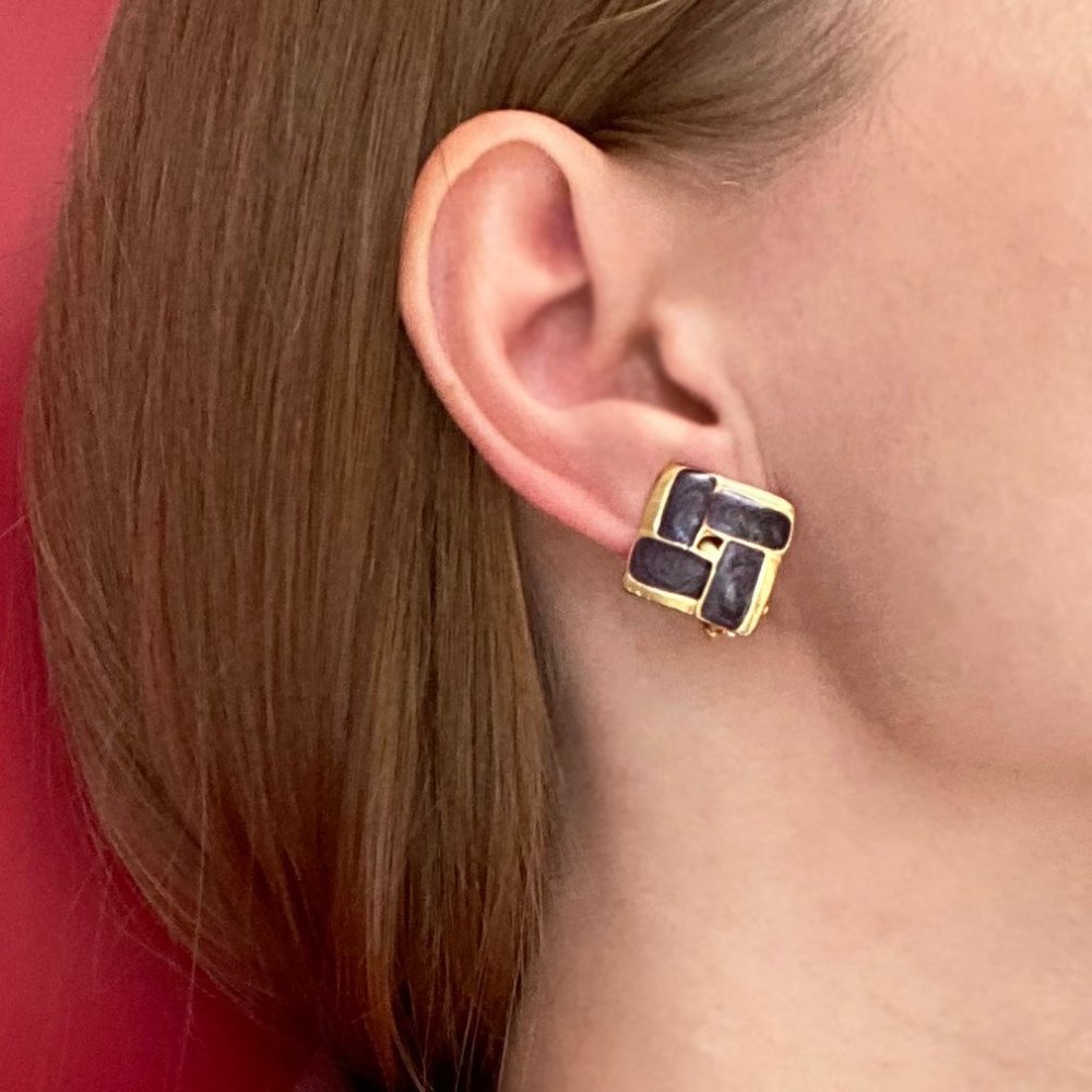 Purple clip on earrings vintage, large geometric studs no piercing